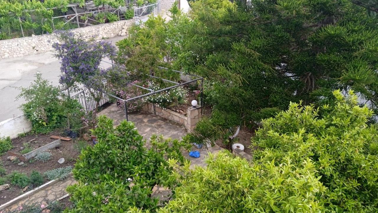 Vangelis Guest house